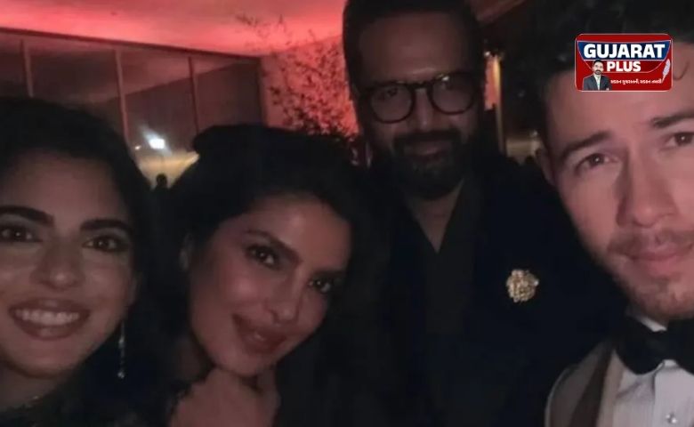 ઓસ્કાર 2026 આફ્ટર-પાર્ટીમાં પ્રિયંકા ચોપરા અને ઈશા અંબાણીનો જલવો: નિક જોનસની સેલ્ફીમાં જોવા મળી 'દેશી ગર્લ્સ'ની ખાસ બોન્ડિંગ