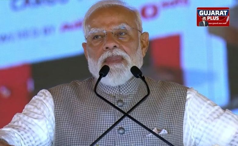 "યુદ્ધથી દુનિયા પરેશાન, અફવાઓથી બચો..." જેવર એરપોર્ટના ઉદ્ઘાટન સમયે PM મોદીની મોટી વાત