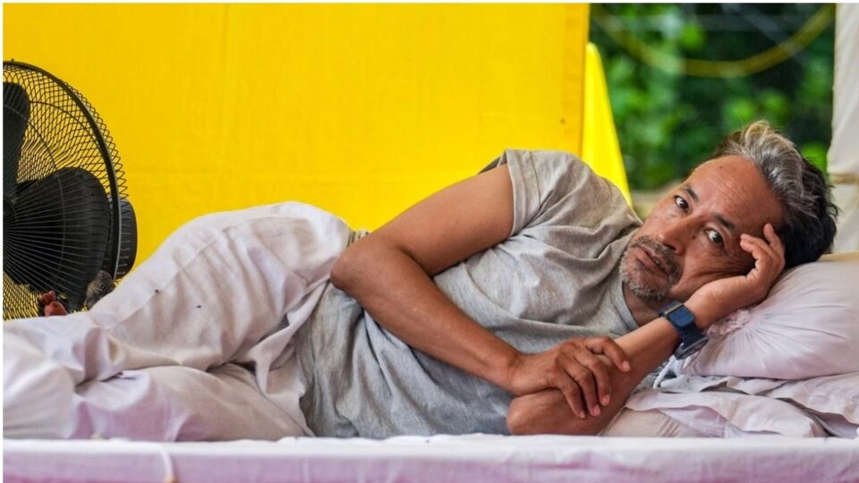 ‘હું ન તો ગાંધી છું કે ન તો કોઈ હીરો’, લોકોના ૨ મેસેજથી અસહજ થયા સોનમ વાંગચુક