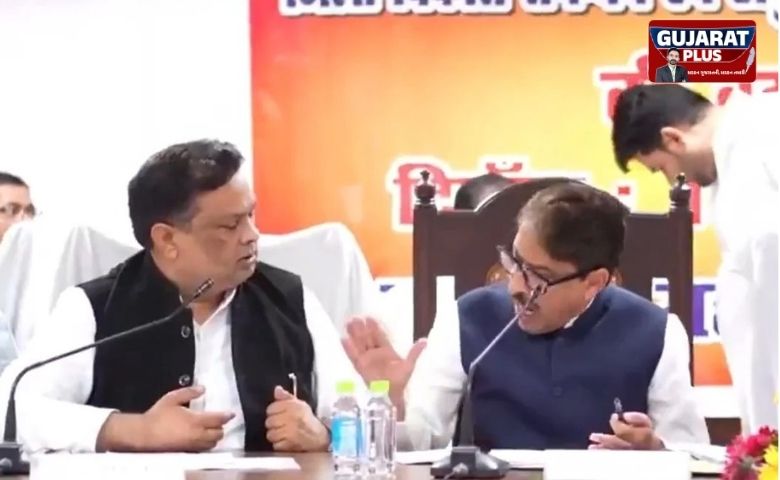 સહારનપુરમાં ‘દિશા’ બેઠકમાં ભારે હોબાળો: વિકાસ કાર્યો મુદ્દે કોંગ્રેસ સાંસદ ઇમરાન મસૂદ અને સપા ધારાસભ્ય આશુ મલિક આમને-સામને